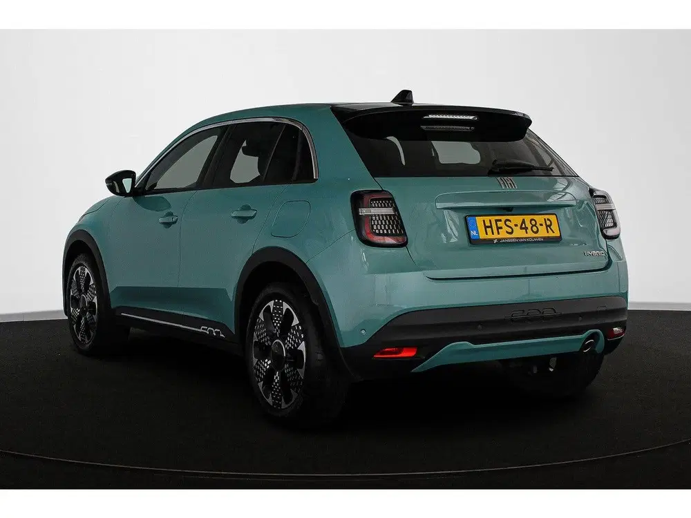 Fiat 600 1.2 Hybrid La Prima Massage Adaptieve Crui uit 2025, foto 4
