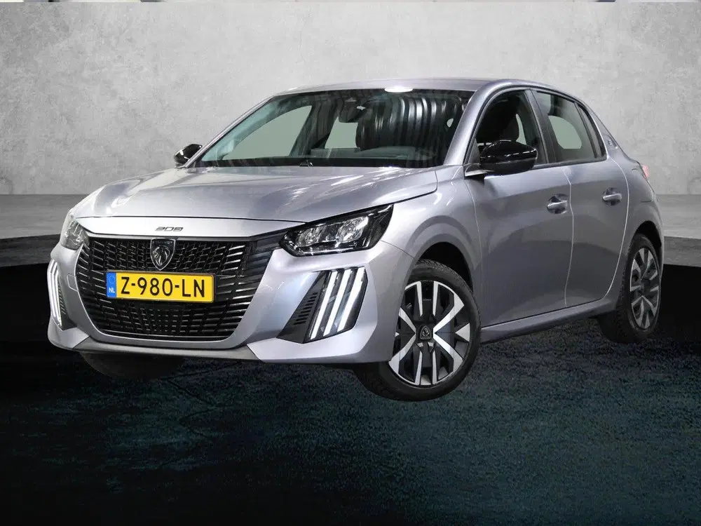 Peugeot 208 Active 50kWh 136PK uit 2024