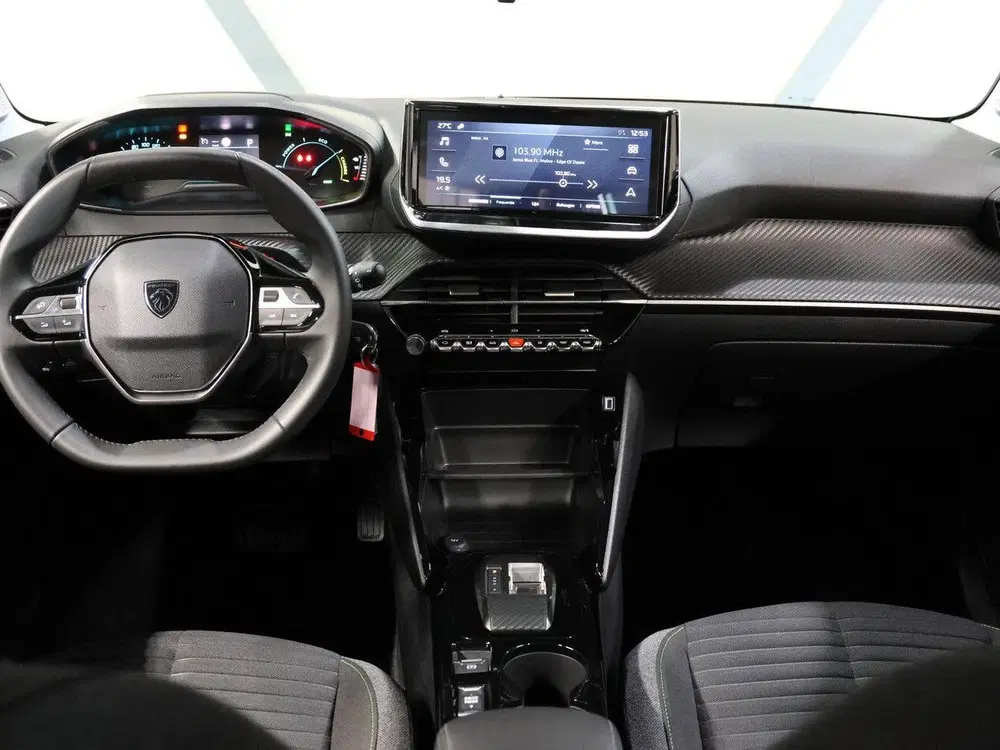 Peugeot 208 Active 50kWh 136PK uit 2024, foto 13