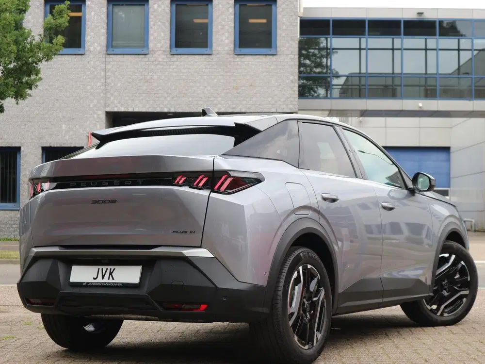 Peugeot 3008 1.6 plug-in Hybrid 195 Allure uit 2025, foto 3
