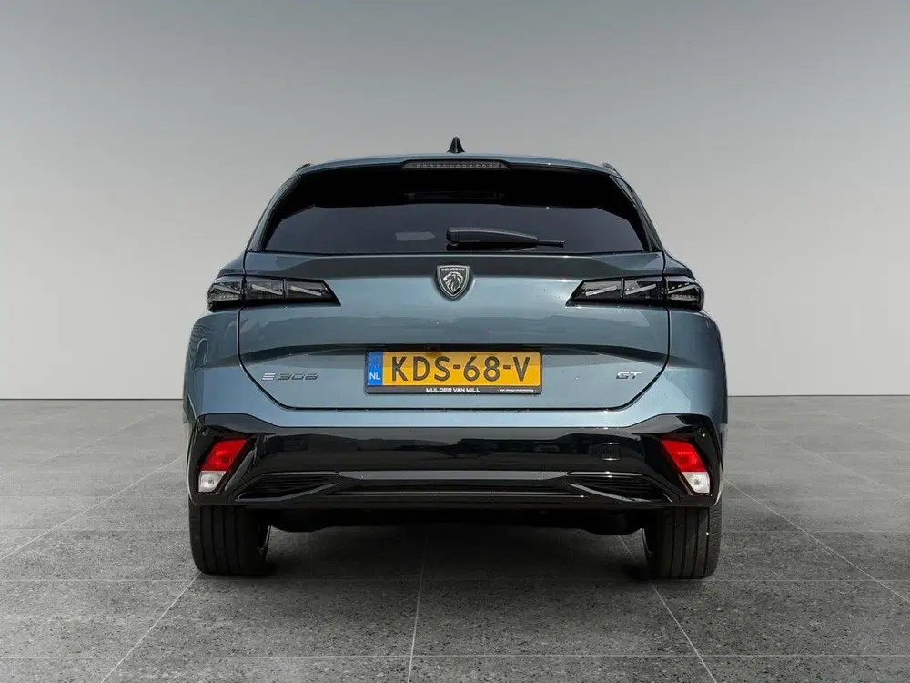 Peugeot 308 SW GT EV 58kWh 156pk uit 2026, foto 5