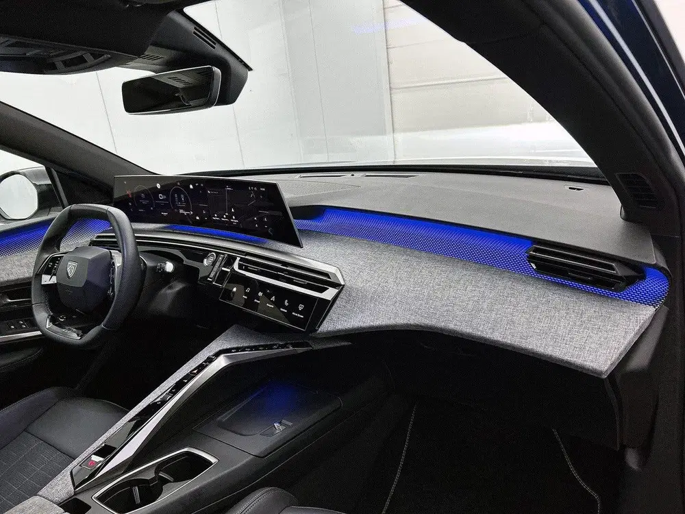 Peugeot 5008 SUV GT Hybrid 145pk Automaat uit 2025, foto 13