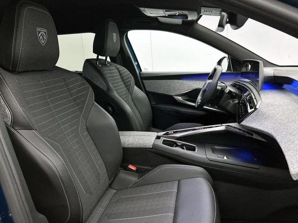 Peugeot 5008 SUV GT Hybrid 145pk Automaat uit 2025, foto 14