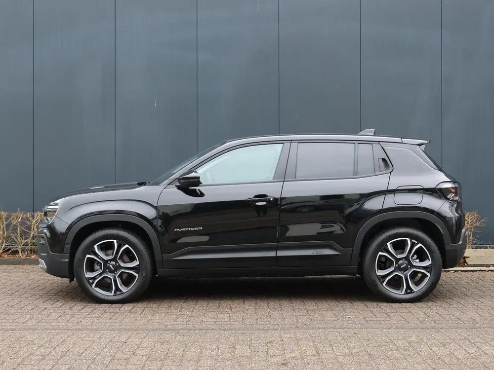 Jeep Avenger Summit 54 kWh uit 2025, foto 3