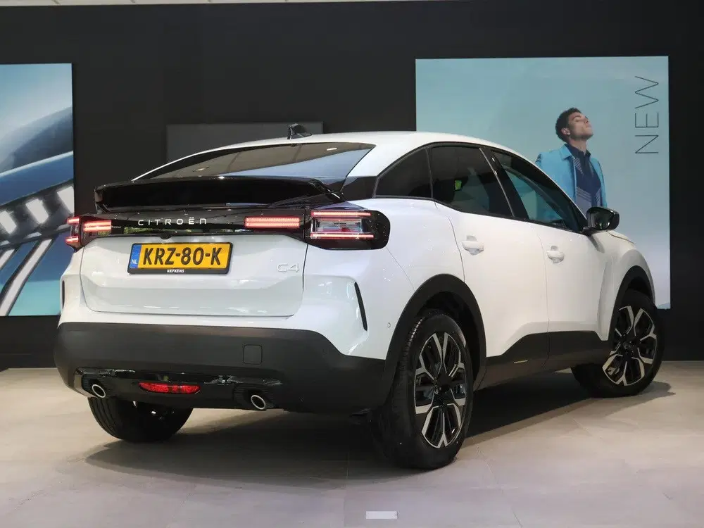 Citroën C4 Max 136 pk Hybrid 360 Camera uit 2025, foto 3