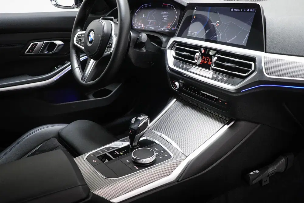 BMW 3-serie 318i M-Sport Executive Edition uit 2020, foto 3