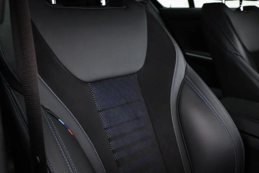 BMW 3-serie 318i M-Sport Executive Edition uit 2020, foto 9
