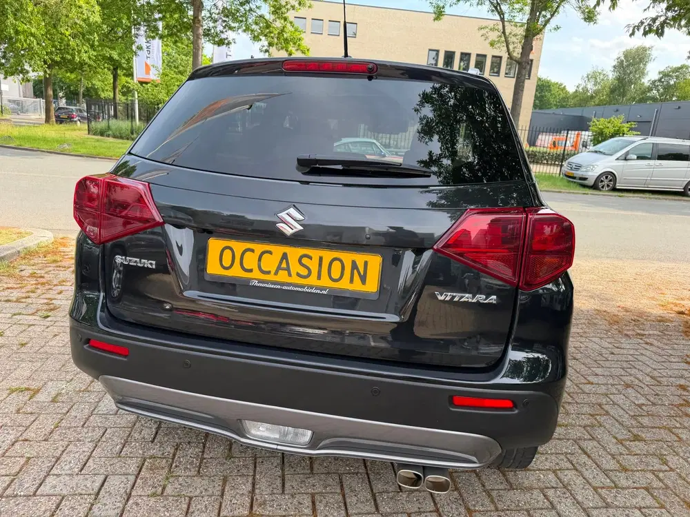 Suzuki Vitara 1.0 Boosterjet Stijl automaat uit 2019, foto 11