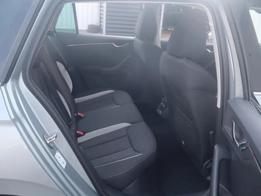 Skoda Kamiq 1.0 TSI 115pk DSG Business Edition uit 2026, foto 14
