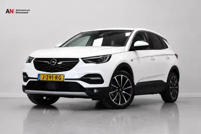 Opel Grandland 1.6 Turbo Hybrid Business Executive uit 2020