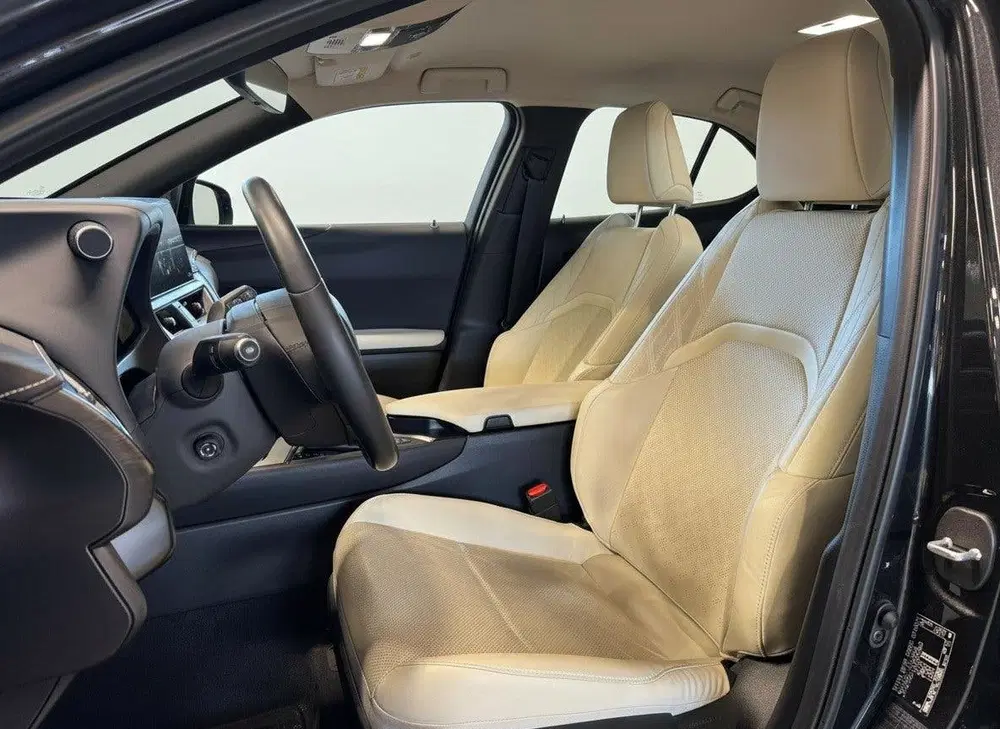 Lexus UX 250h AWD Executive Line + President Pack uit 2023, foto 11