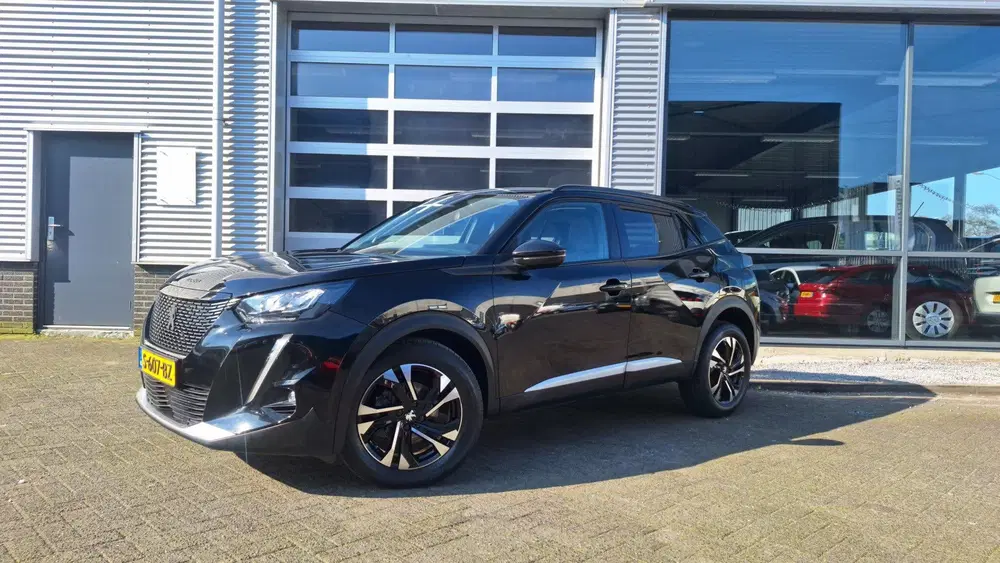 Peugeot 2008 1.2 PureTech Allure Pack uit 2023, foto 5