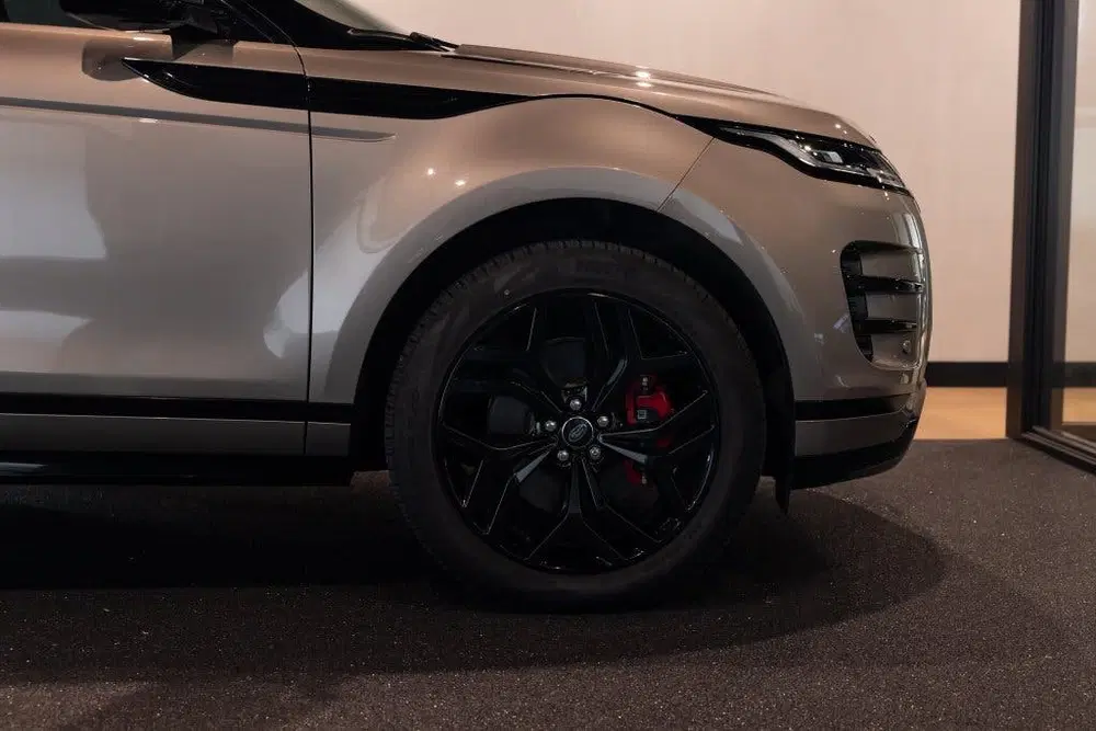 Land Rover Range Rover Evoque 1.5 P300e AWD R-Dynamic HSE uit 2023, foto 13