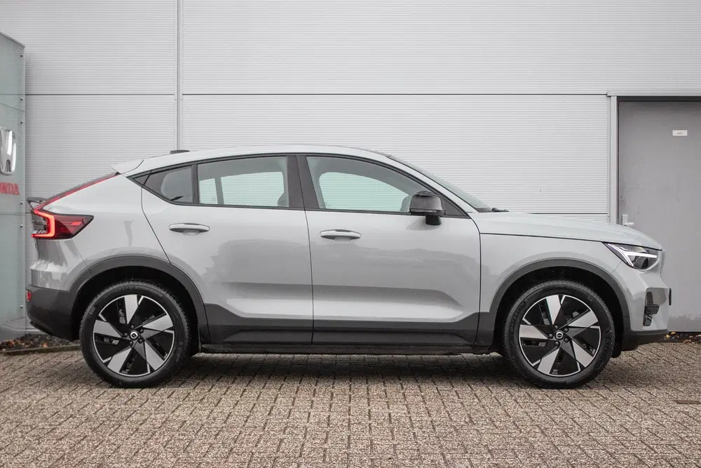 Volvo C40 Single Motor Extended Range Plus 82 kWh uit 2024, foto 12