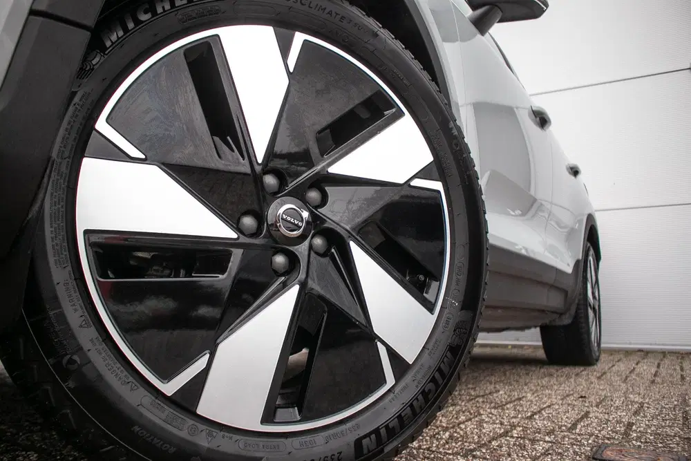 Volvo C40 Single Motor Extended Range Plus 82 kWh uit 2024, foto 14