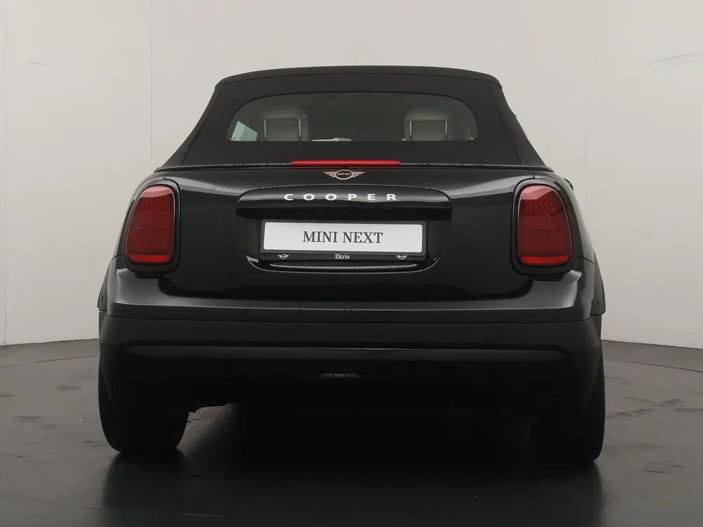 Mini Cabrio Cooper C Favoured Trim uit 2025, foto 10