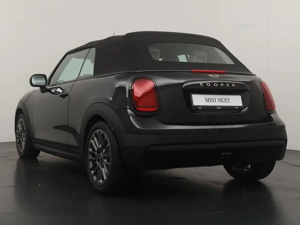 Mini Cabrio Cooper C Favoured Trim uit 2025, foto 11