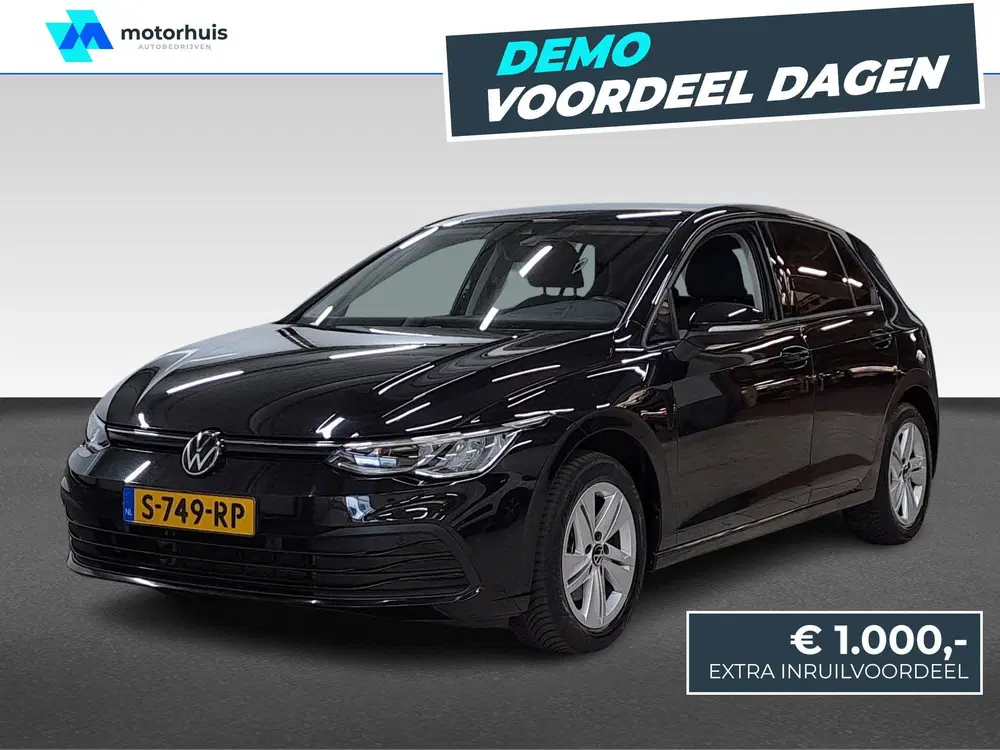 Volkswagen Golf 1.5 eTSI Life Business uit 2023