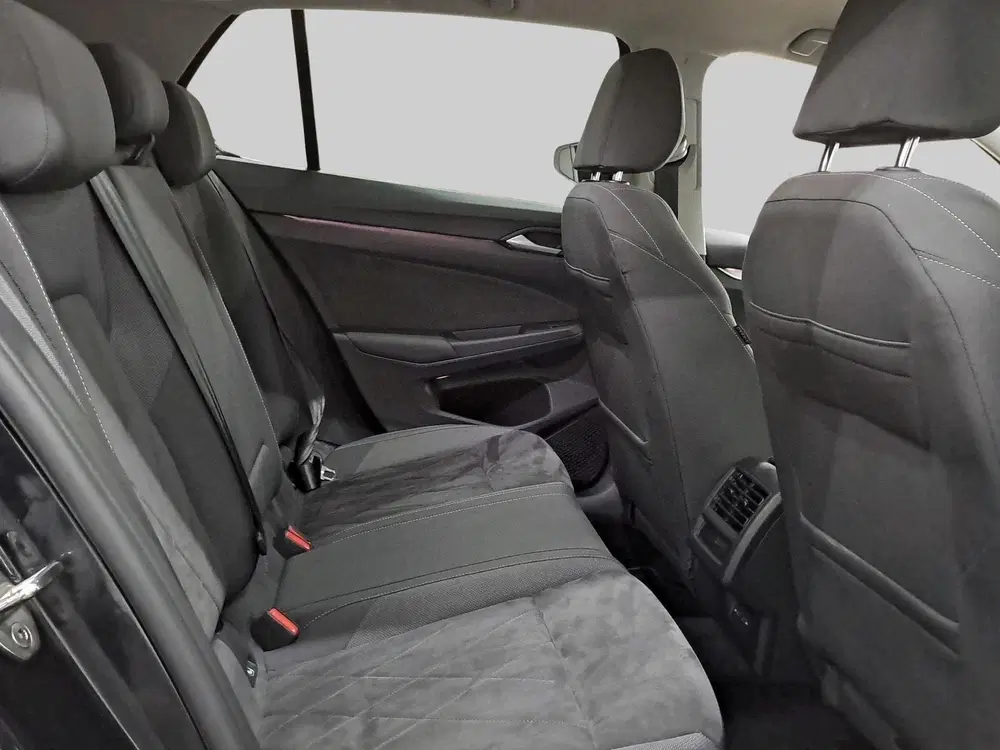 Volkswagen Golf 1.5 eTSI Life Business uit 2023, foto 14