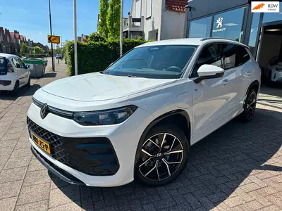Volkswagen Tayron 1.5 eHybrid Life Edition uit 2025