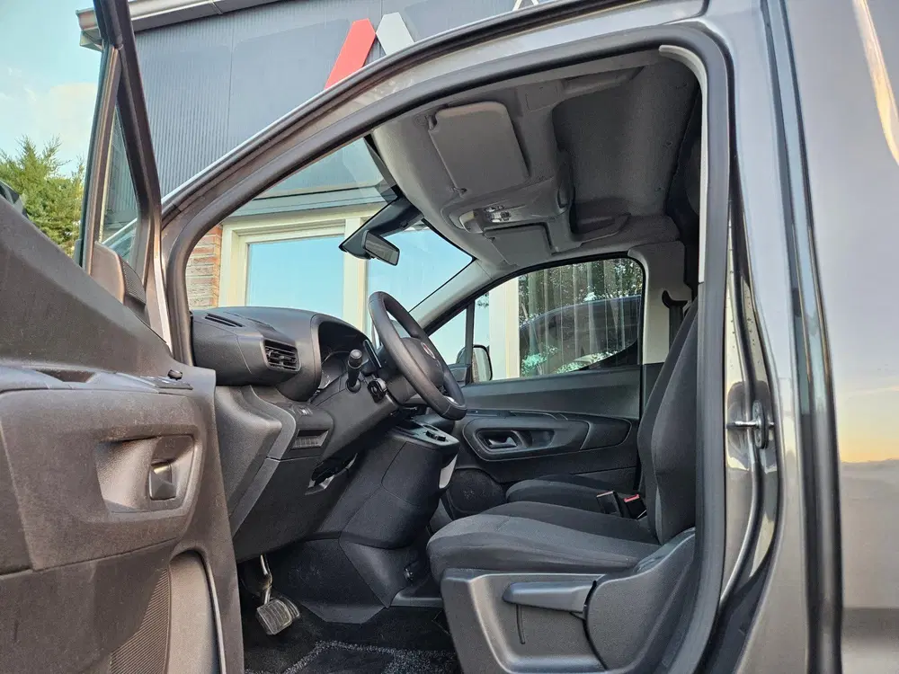 Fiat Doblo Doblò 1.5D 130pk L2 1000kg Automaat 130PK uit 2023, foto 10