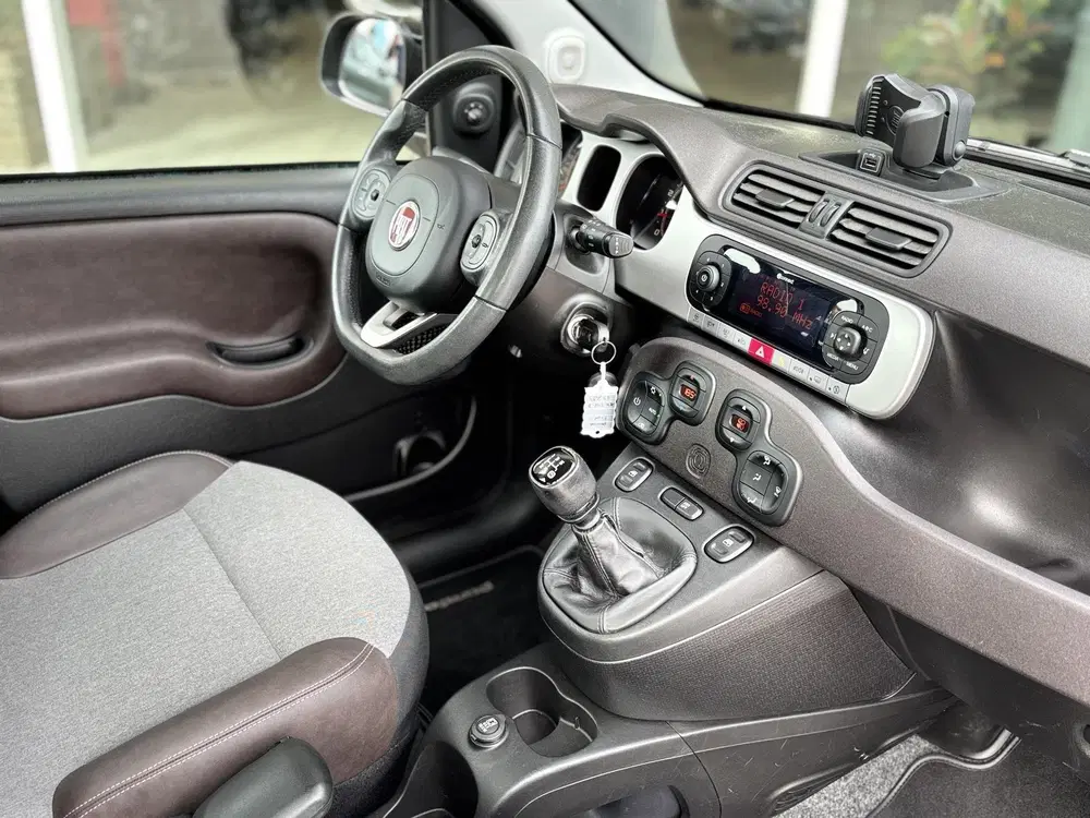 Fiat Panda 1.2 City Cross uit 2019, foto 11