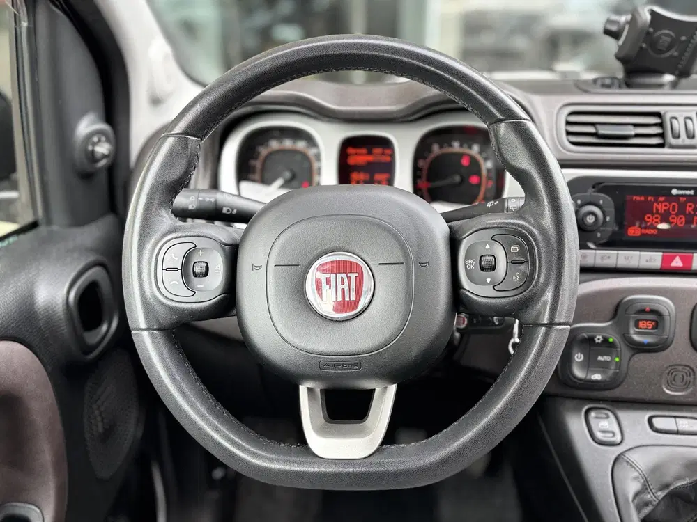 Fiat Panda 1.2 City Cross uit 2019, foto 12