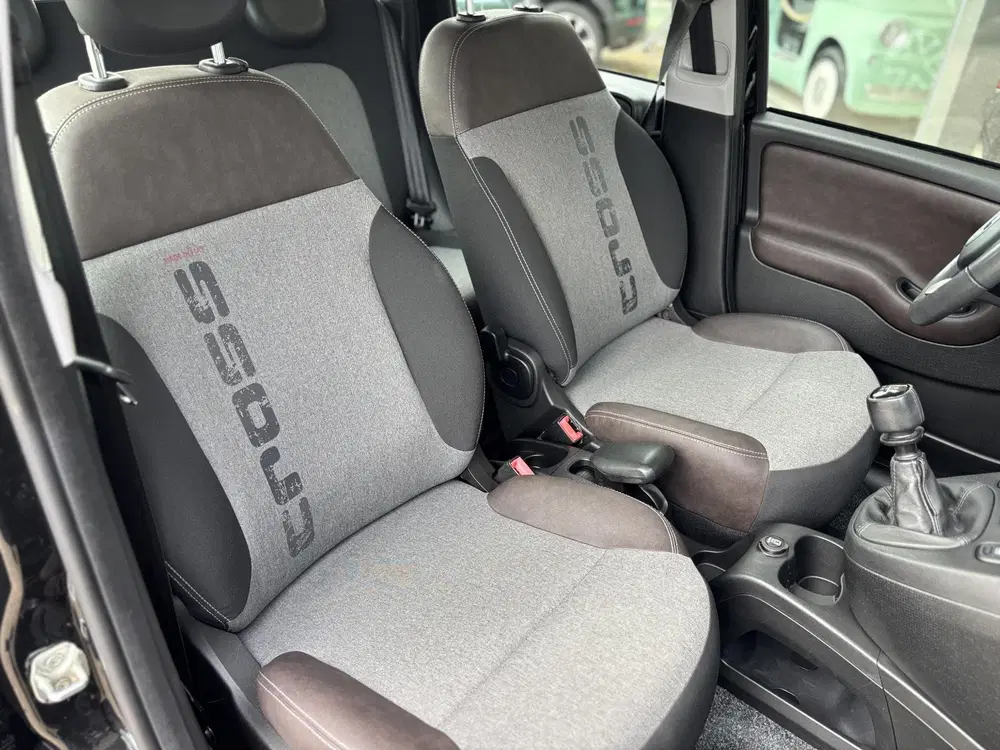 Fiat Panda 1.2 City Cross uit 2019, foto 15