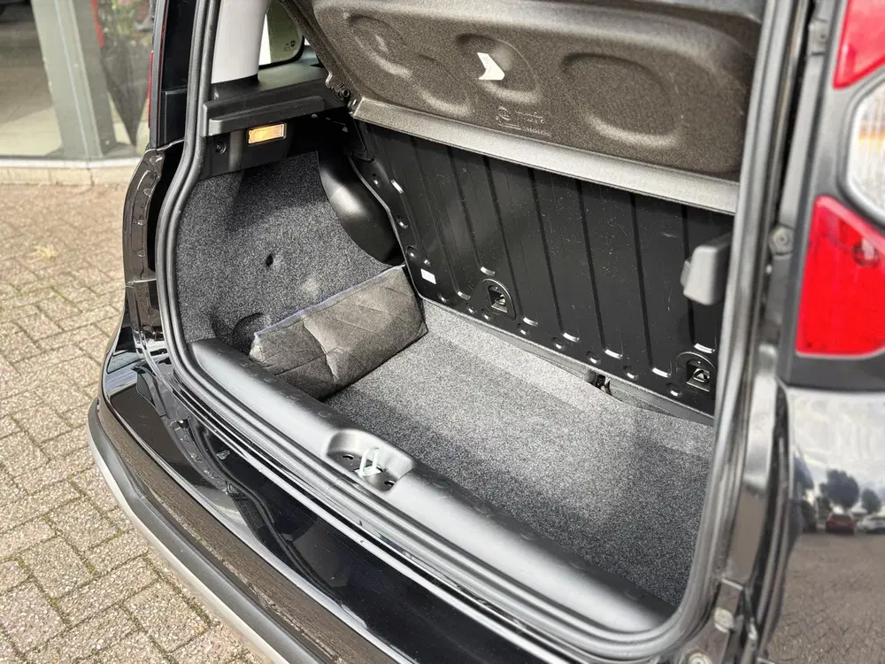 Fiat Panda 1.2 City Cross uit 2019, foto 6