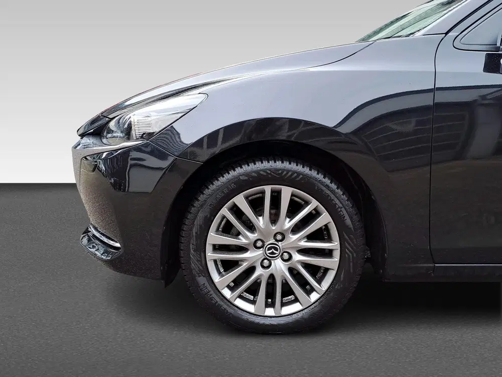 Mazda 2 1.5 SKYACTIV-G 90PK LUXURY NAVI CAMERA HUD uit 2022, foto 12