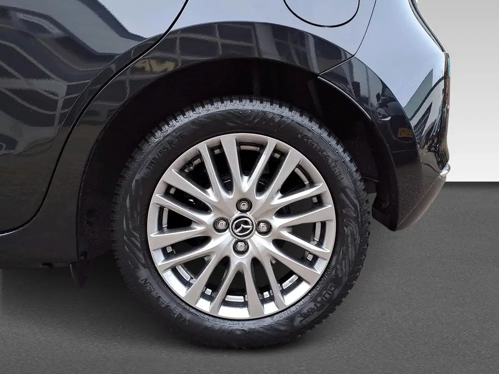 Mazda 2 1.5 SKYACTIV-G 90PK LUXURY NAVI CAMERA HUD uit 2022, foto 13