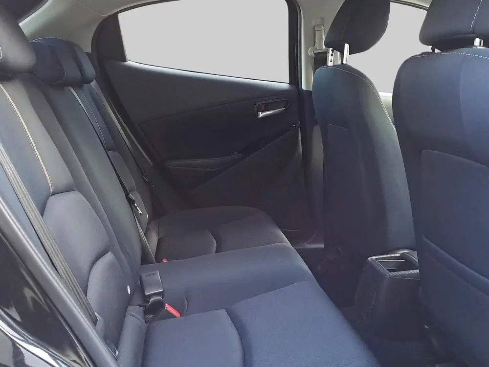 Mazda 2 1.5 SKYACTIV-G 90PK LUXURY NAVI CAMERA HUD uit 2022, foto 14