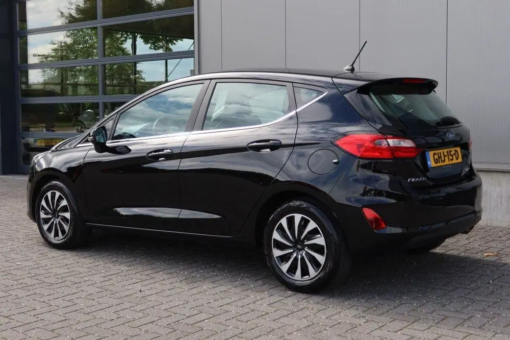 Ford Fiesta 1.0 EcoBoost Hybrid Titanium 125pk Clima uit 2023, foto 4