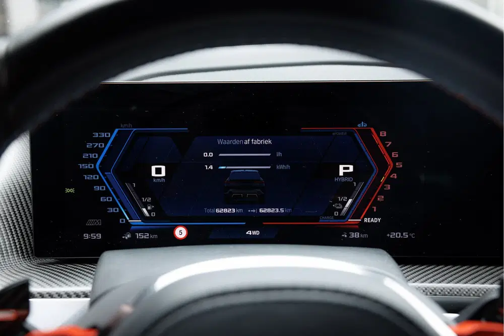 BMW XM 4.4 V8 30 kWh Bowers & Wilkins uit 2023, foto 12