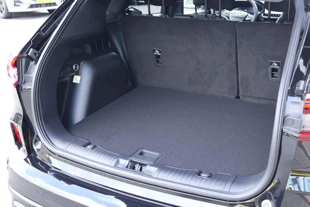 Ford Kuga 2.5 PHEV ST-Line X uit 2026, foto 11