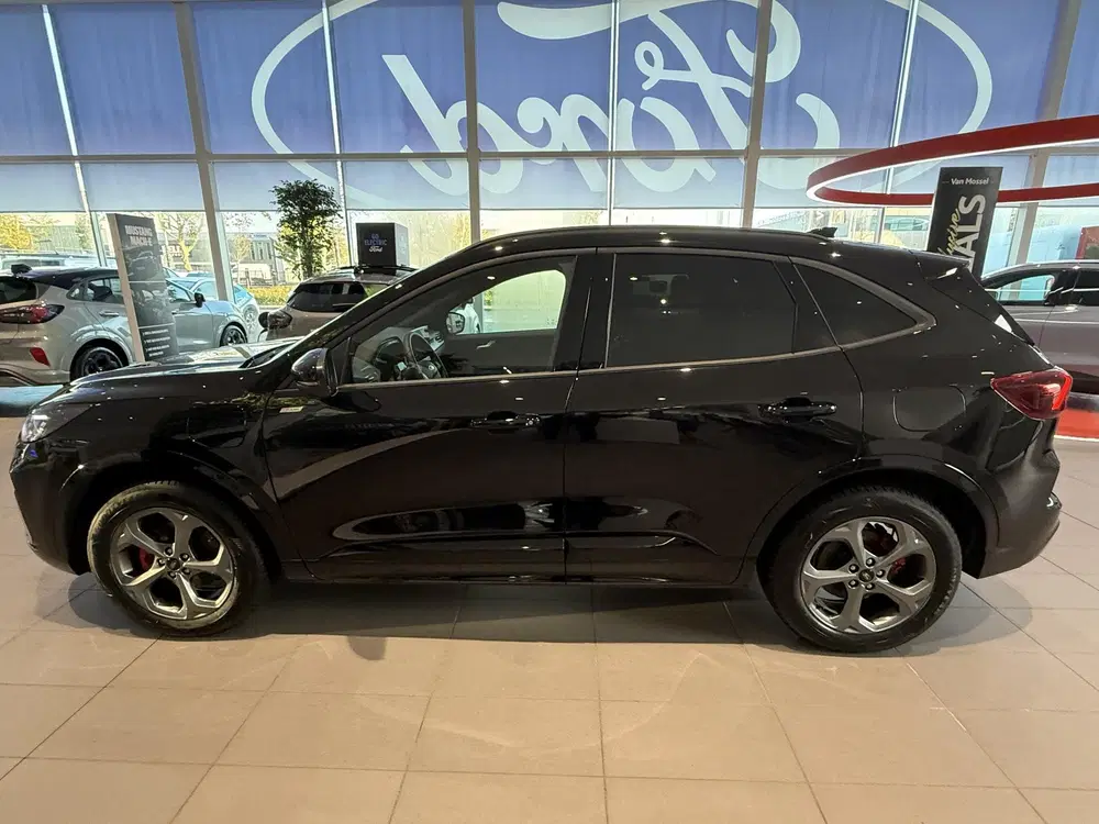 Ford Kuga 2.5 PHEV ST-Line X uit 2026, foto 2