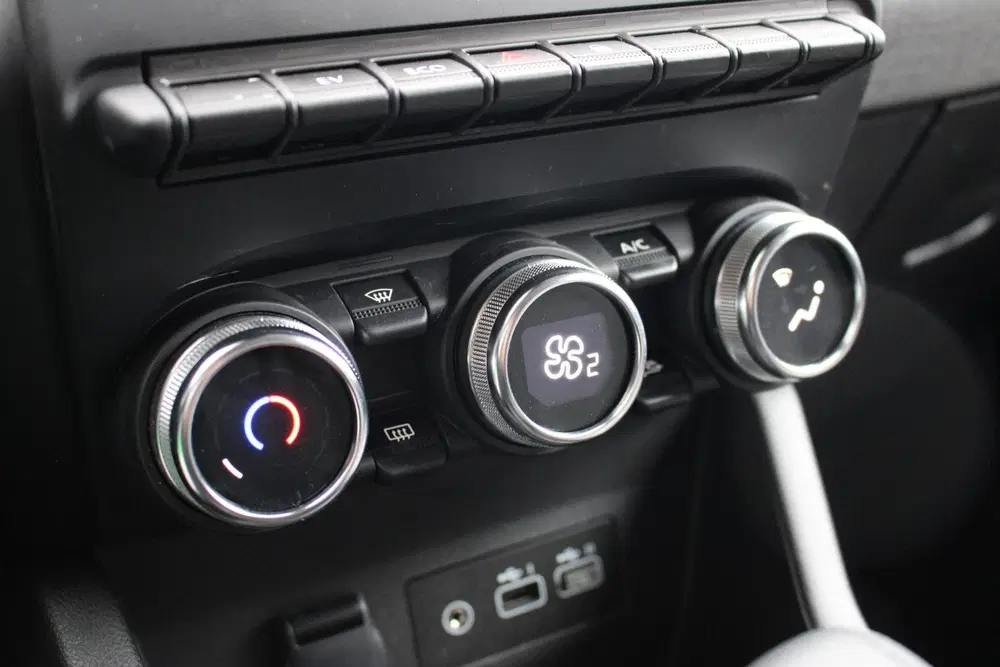 Renault Clio 1.6 E-Tech Full Hybrid 145 evolution uit 2023, foto 13