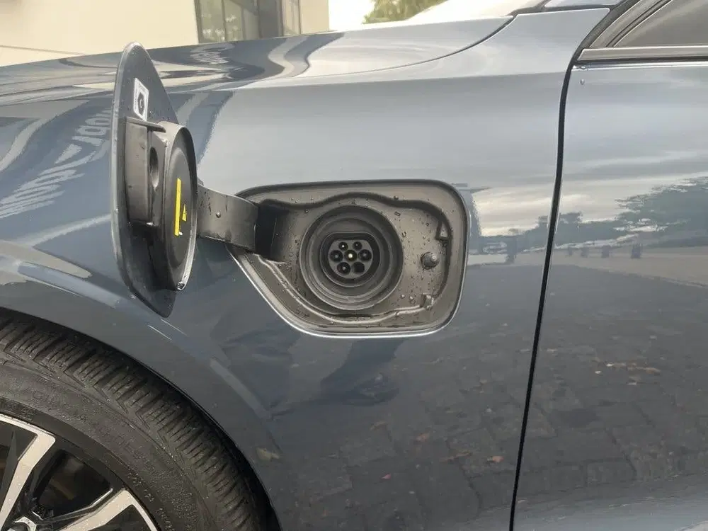 Volvo V60 T6 AWD + Dark uit 2025, foto 15