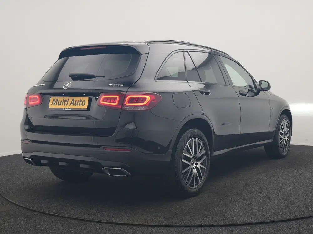 Mercedes-Benz GLC GLC 300e 4MATIC Premium PHEV 320pk Dealer uit 2021, foto 3
