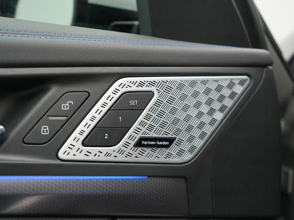 BMW X1 xDrive30e M Sport PHEV 326pk Dealer O.H. uit 2023, foto 13