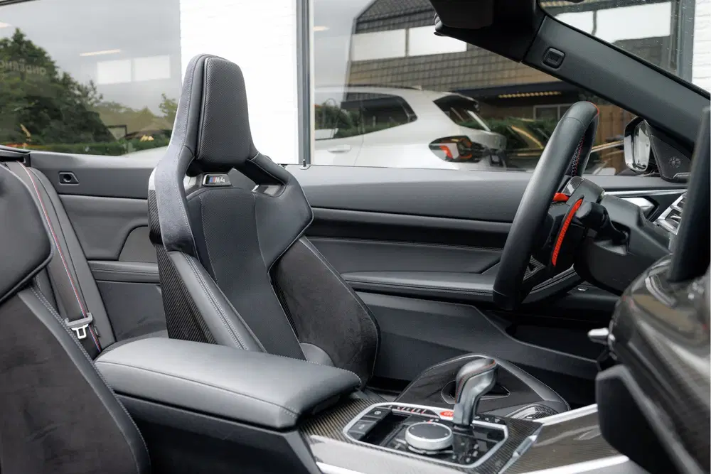 BMW M4 Cabriolet xDrive Competition Keramisch uit 2024, foto 12