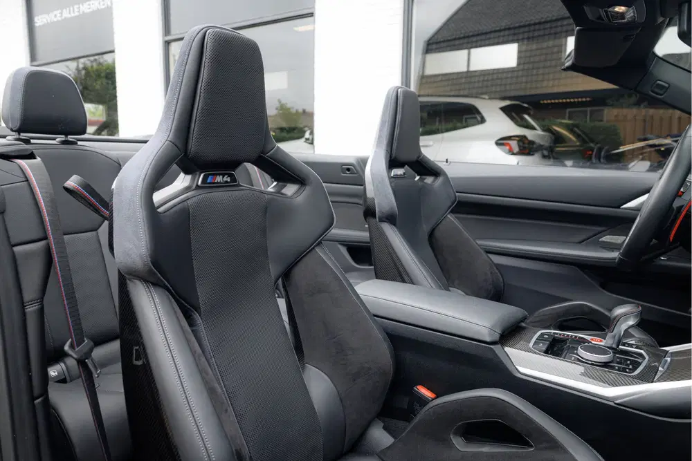 BMW M4 Cabriolet xDrive Competition Keramisch uit 2024, foto 4
