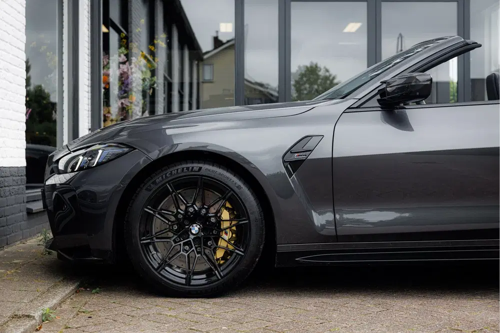 BMW M4 Cabriolet xDrive Competition Keramisch uit 2024, foto 9