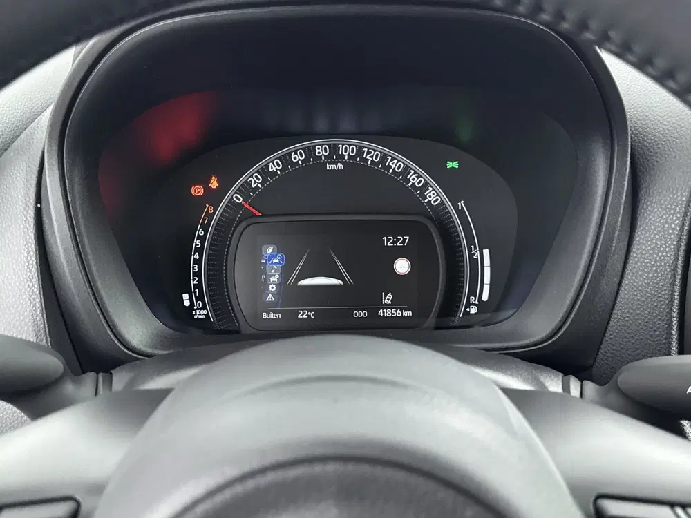 Toyota Aygo X 1.0 VVT-i MT First uit 2022, foto 5