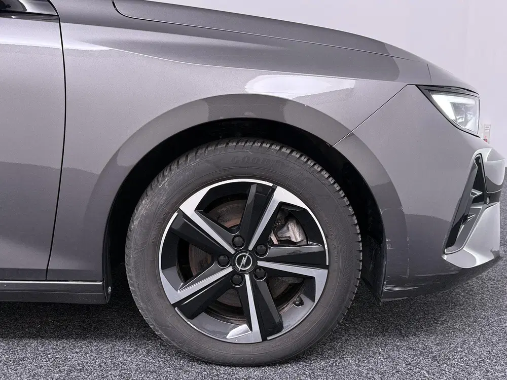 Opel Astra 1.2 Turbo Hybrid GS uit 2025, foto 14