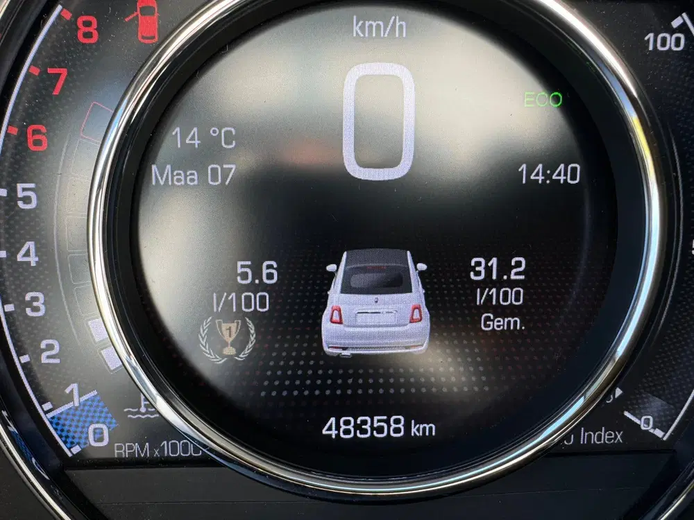 Fiat 500 C Sport uit 2019, foto 11