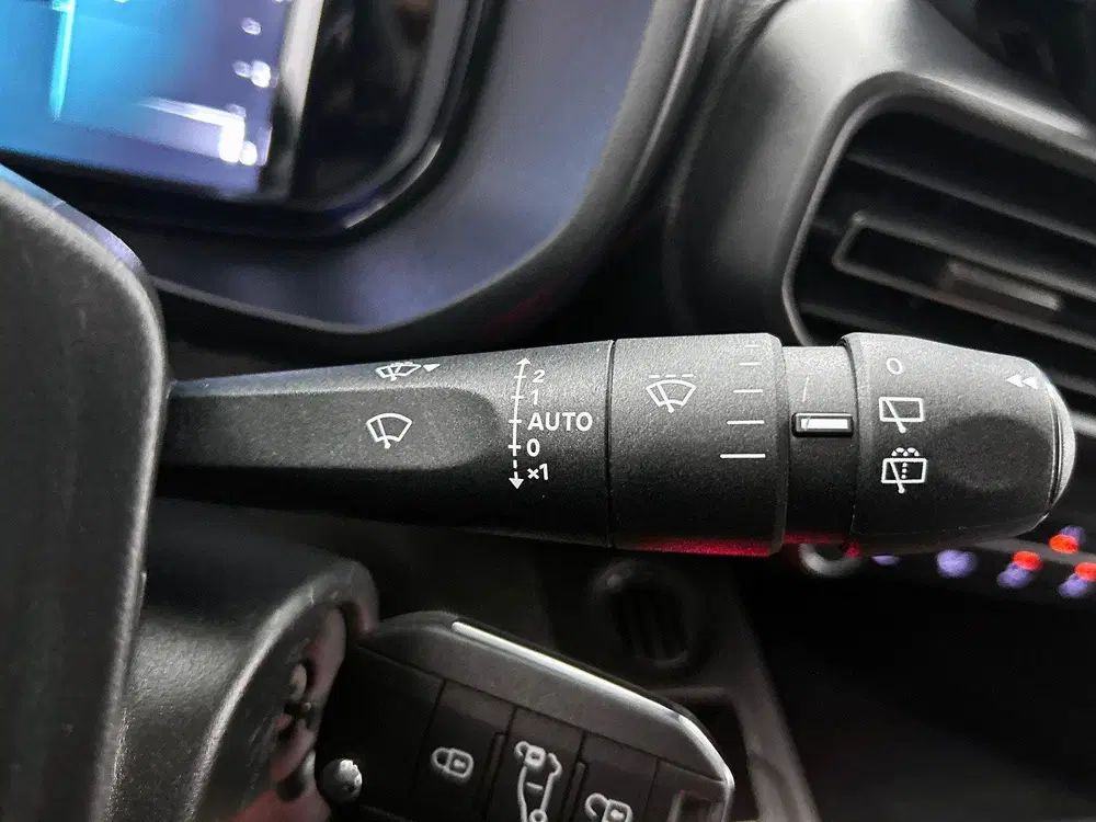 Opel Combo 1.5 BlueHDi 130pk L2 Automaat Apple Carpla uit 2024, foto 11