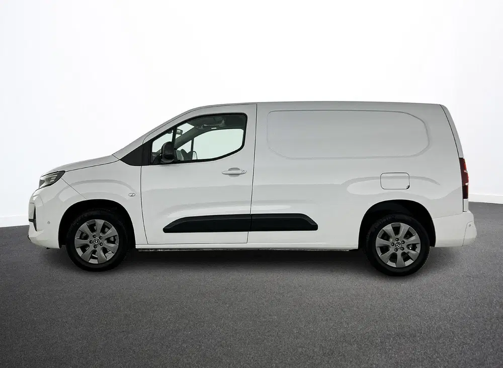 Opel Combo 1.5 BlueHDi 130pk L2 Automaat Apple Carpla uit 2024, foto 2