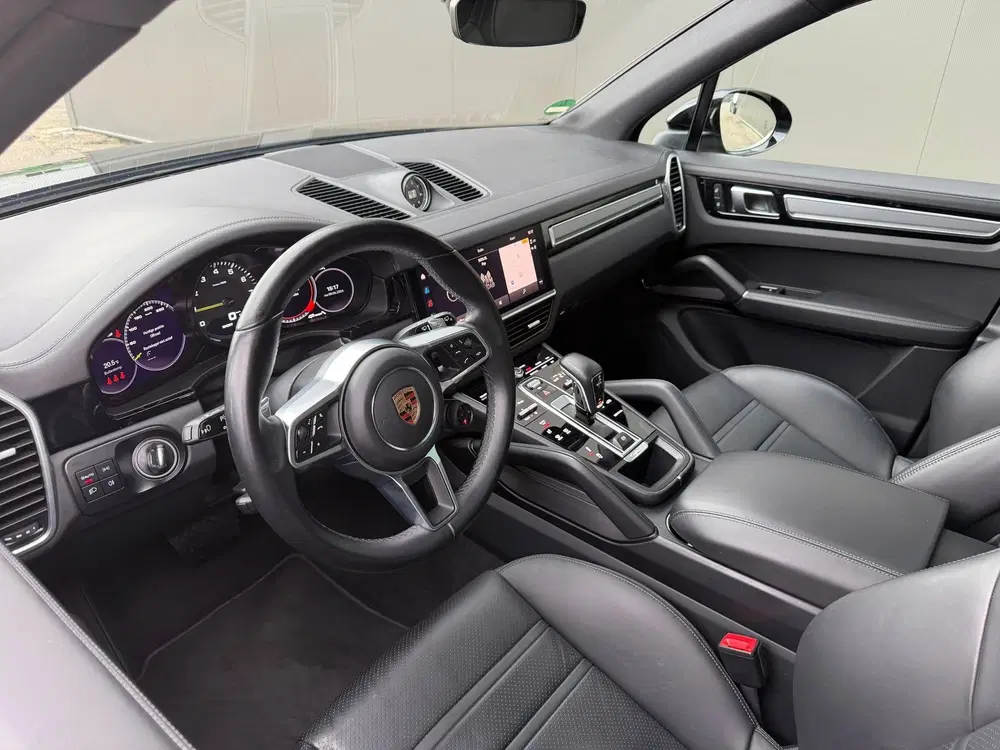 Porsche Cayenne 3.0 E-Hybrid Platinum Edition Pano Trekhaa uit 2023, foto 7
