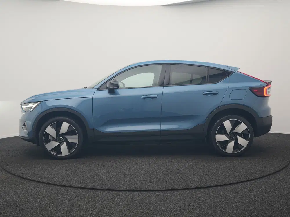 Volvo C40 Recharge Core 69 kWh 231pk Dealer O.H. uit 2023, foto 3